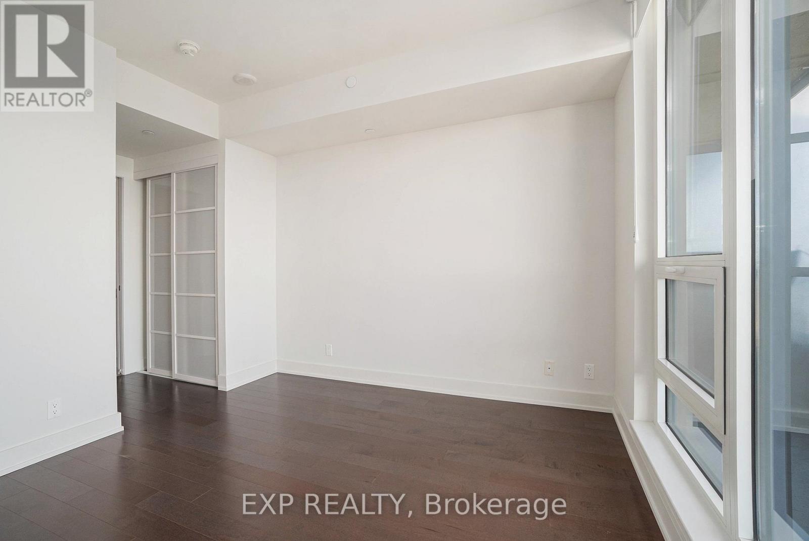 2403 - 485 Richmond Road, Ottawa, Ontario  K2A 3W9 - Photo 12 - X12542720