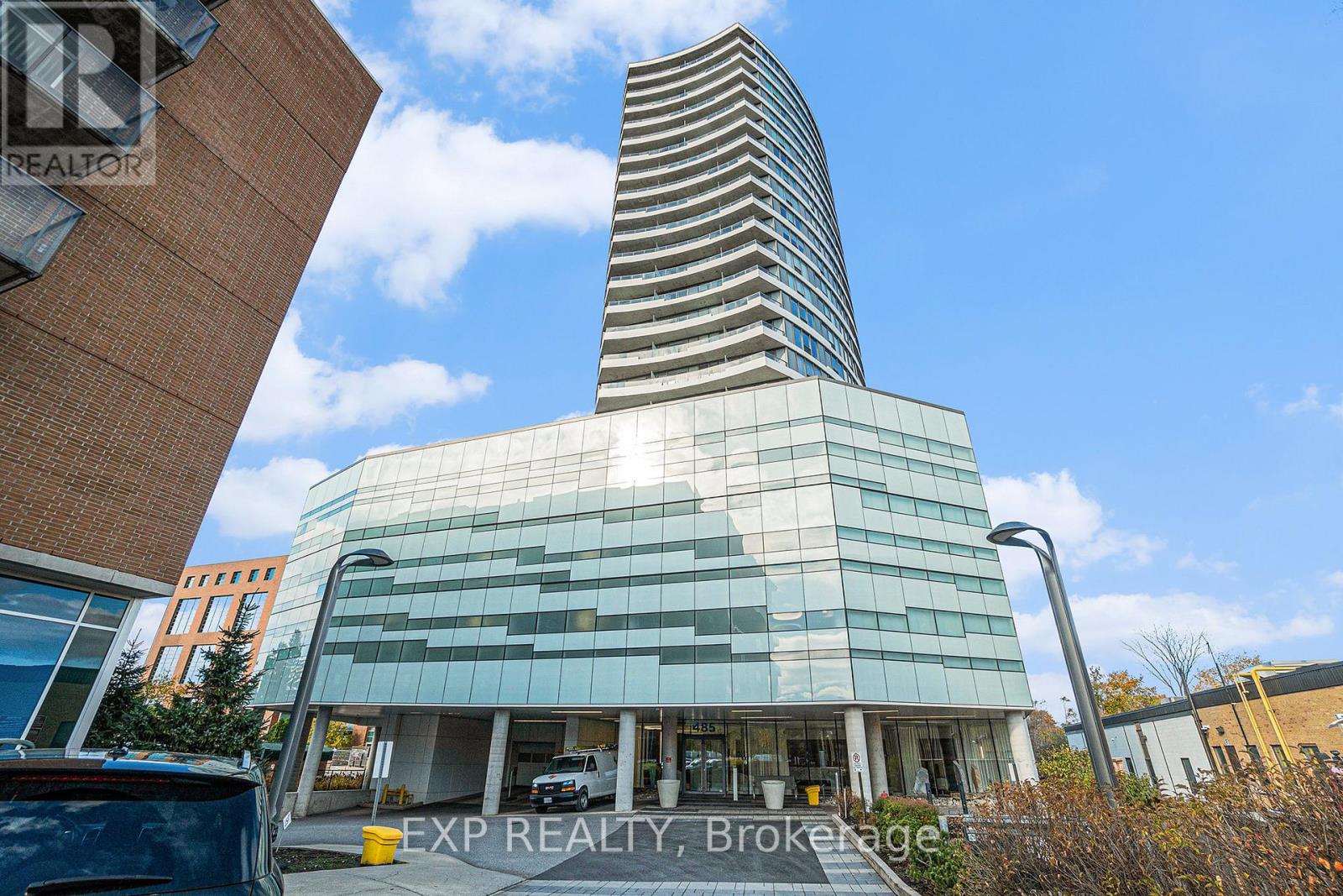 2403 - 485 Richmond Road, Ottawa, Ontario  K2A 3W9 - Photo 2 - X12542720