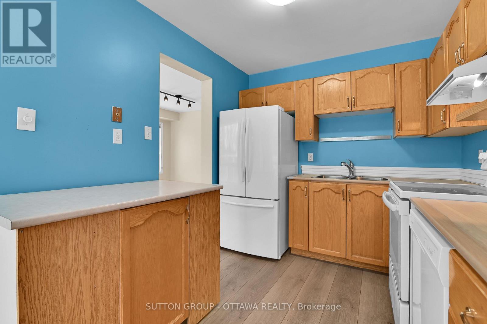 107 Jackman Terrace, Ottawa, Ontario  K2L 4C9 - Photo 12 - X12542796