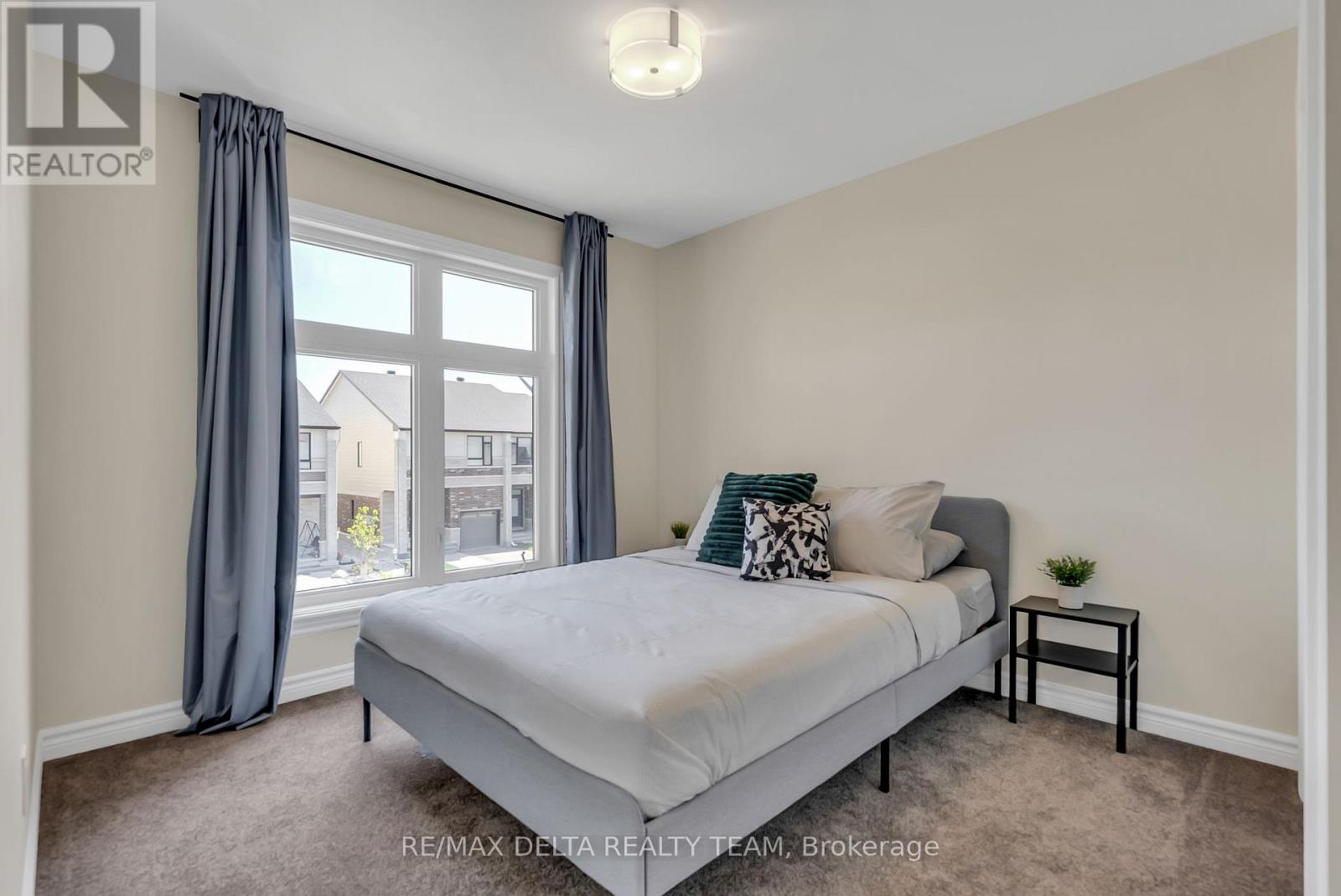 700 Guardian Grove, Ottawa, Ontario  K1X 3V5 - Photo 15 - X12542854