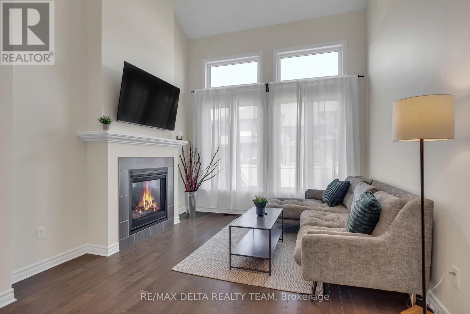 700 Guardian Grove, Ottawa, Ontario  K1X 3V5 - Photo 6 - X12542854