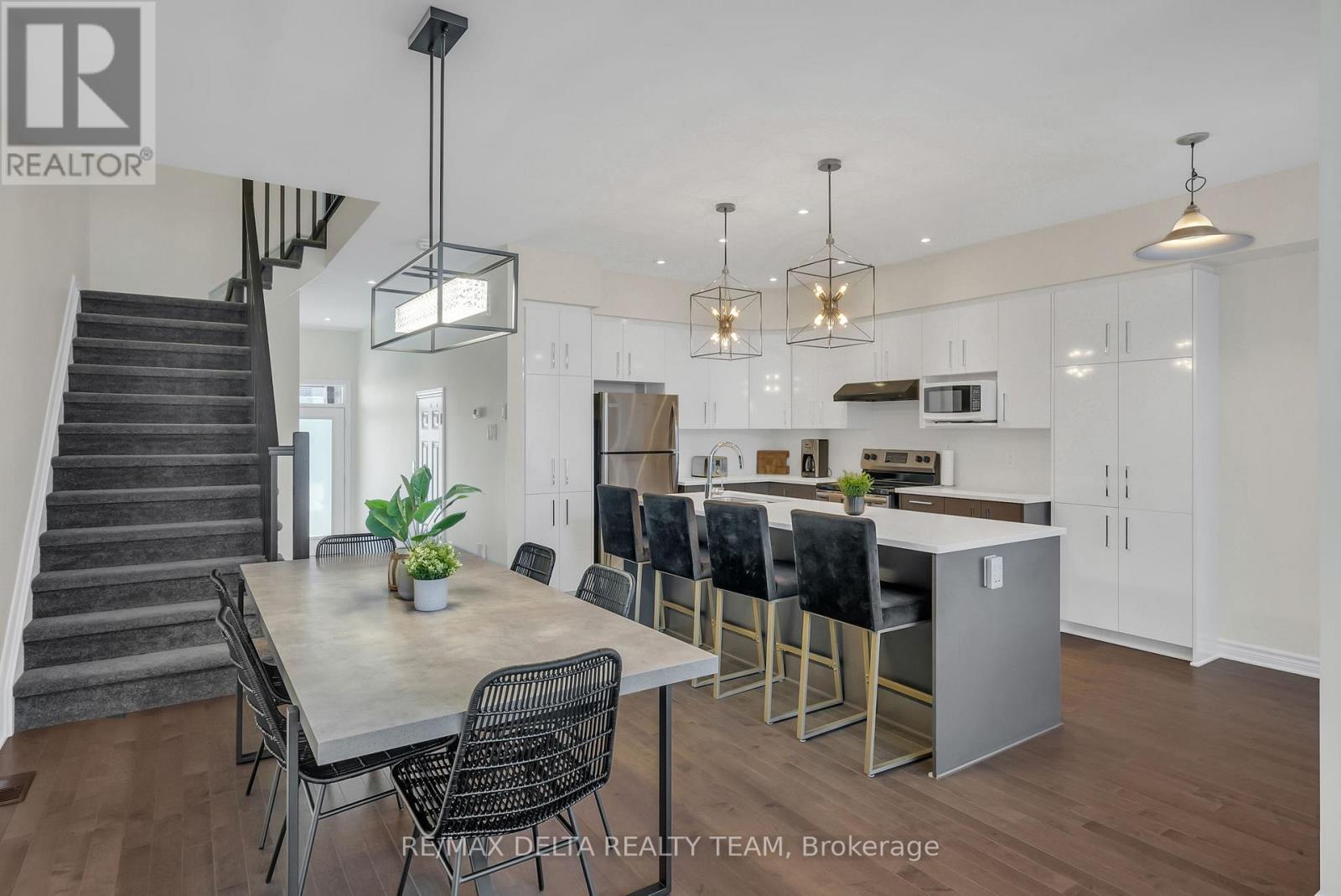 700 Guardian Grove, Ottawa, Ontario  K1X 3V5 - Photo 8 - X12542854