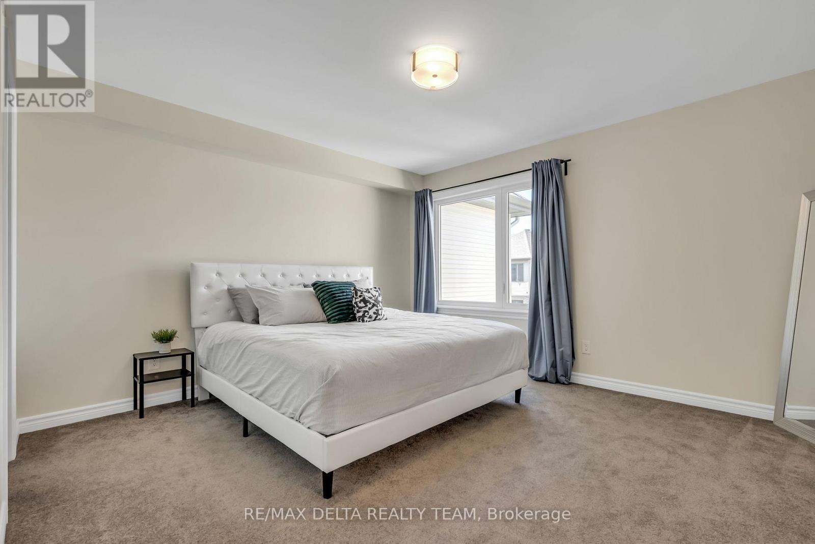 700 Guardian Grove, Ottawa, Ontario  K1X 3V5 - Photo 9 - X12542854