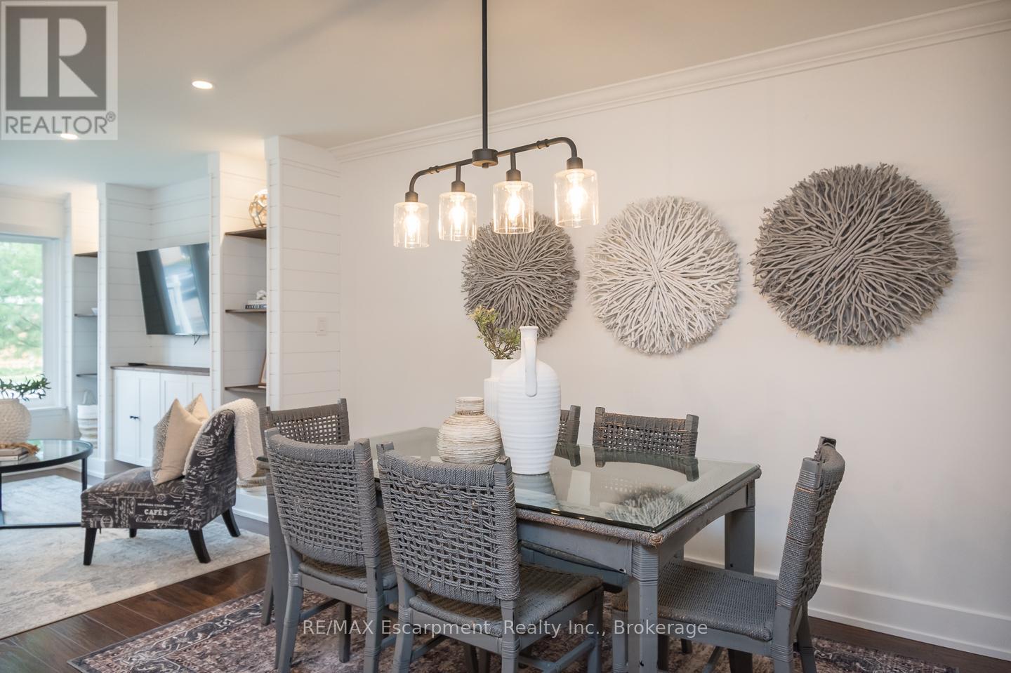 1346 Colonsay Drive, Burlington, Ontario  L7P 2T9 - Photo 13 - W12542818