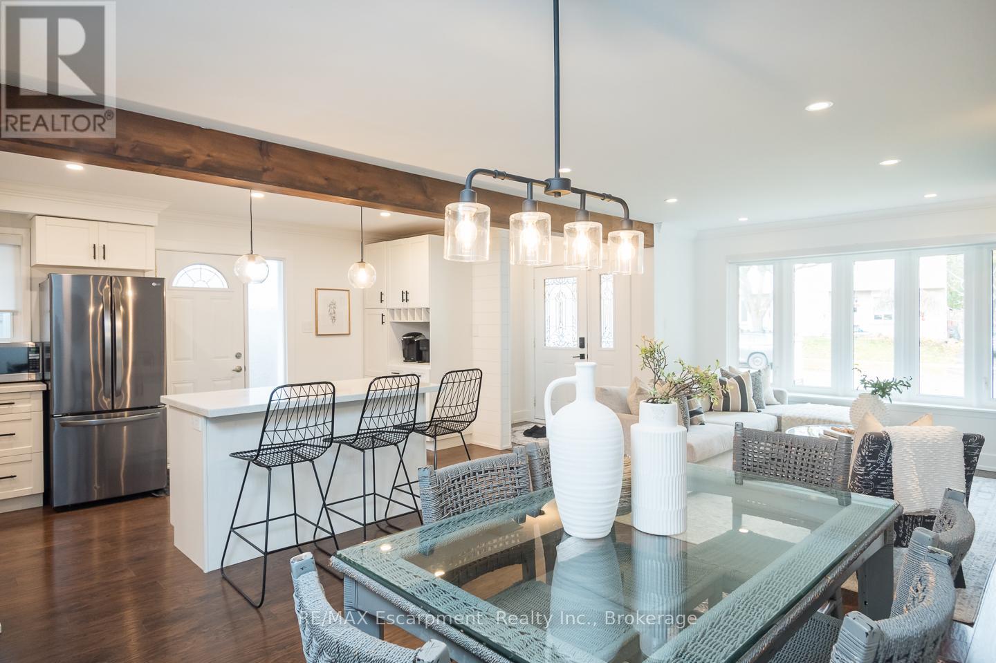 1346 Colonsay Drive, Burlington, Ontario  L7P 2T9 - Photo 17 - W12542818