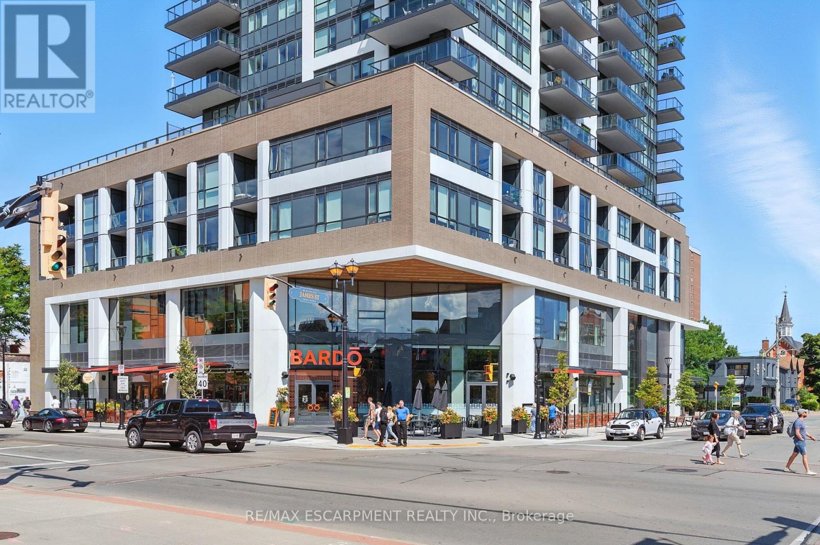 1604 - 2007 James Street, Burlington, Ontario  L7R 1H1 - Photo 32 - W12542526