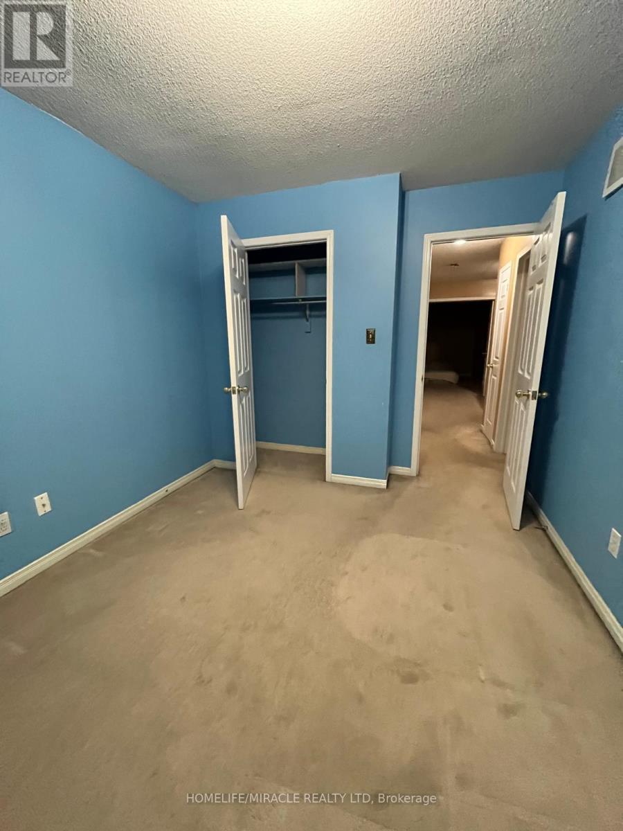 38 Charcoal Way, Brampton, Ontario  L6Y 5P8 - Photo 12 - W12542528