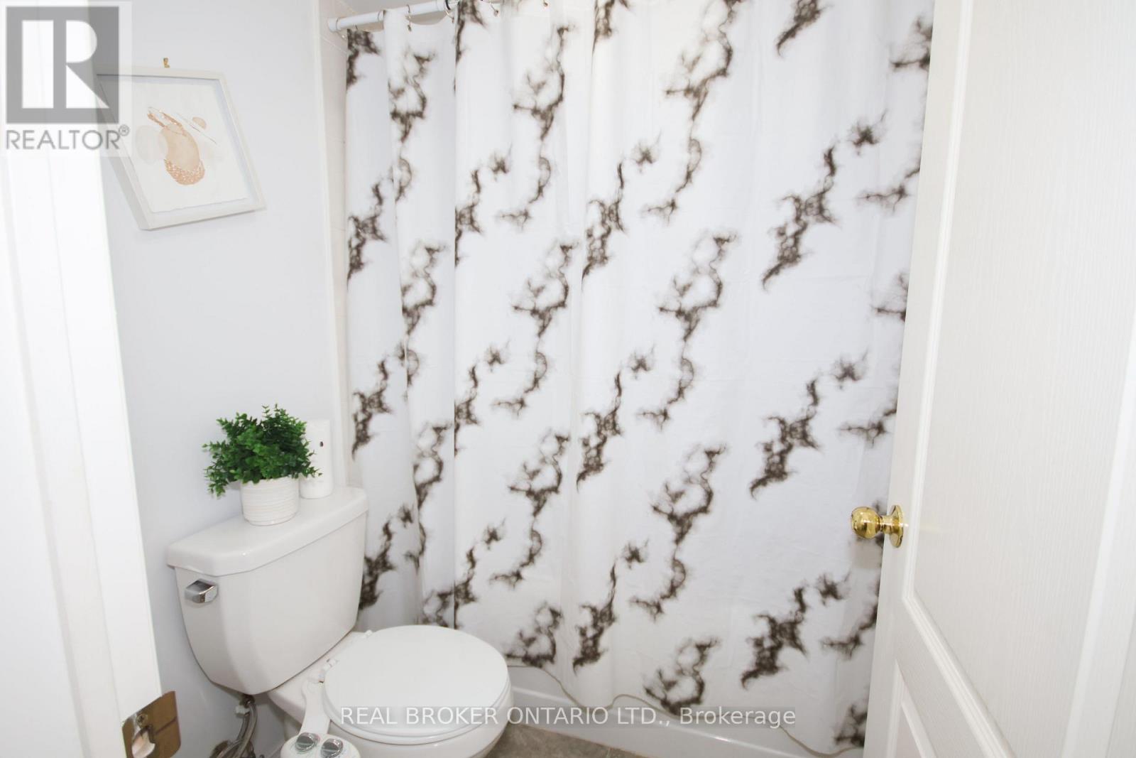 9 - 3200 Bentley Drive, Mississauga, Ontario  L5M 0P7 - Photo 21 - W12542574