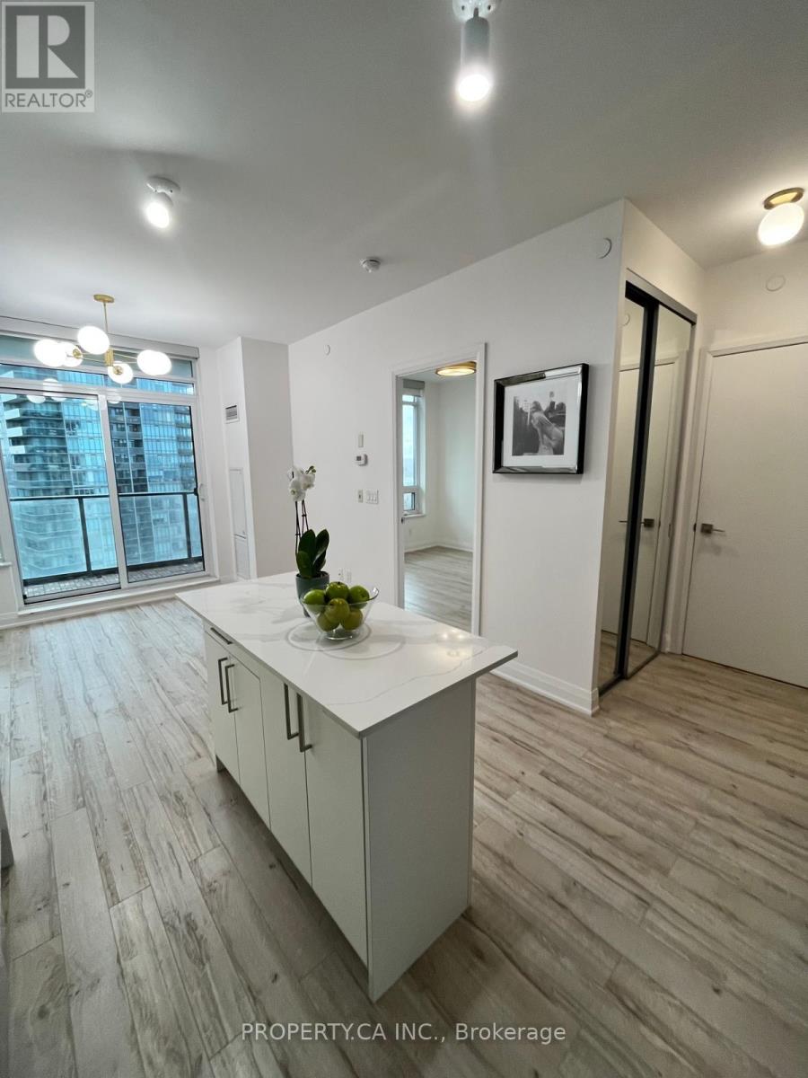 1207 - 36 Park Lawn Road, Toronto, Ontario  M8Y 3H8 - Photo 10 - W12542578