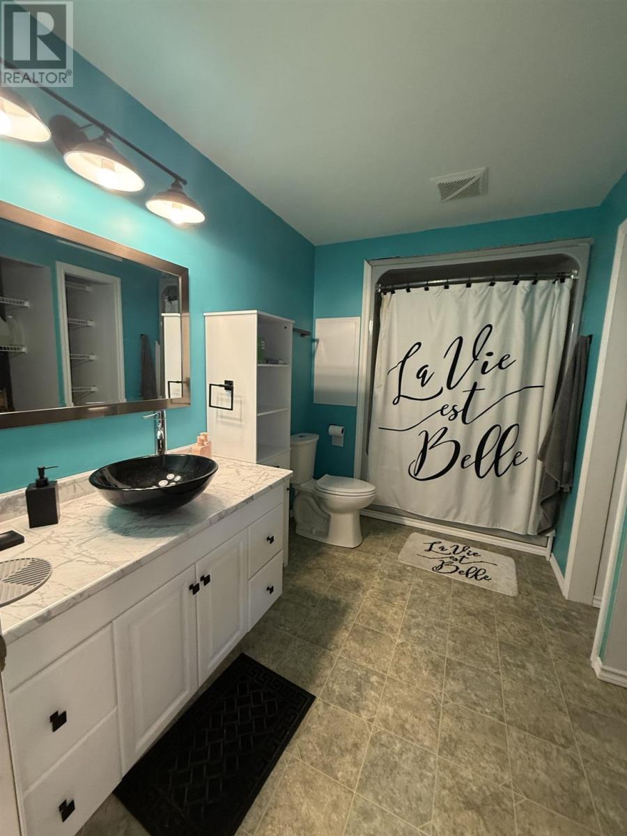 326 Rue Des Bouleaux, Dubreuilville, Ontario  P0S 1B0 - Photo 18 - SM252206