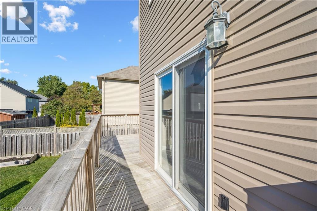 665 Albert Avenue N, Listowel, Ontario  N4W 0A1 - Photo 34 - 40777928