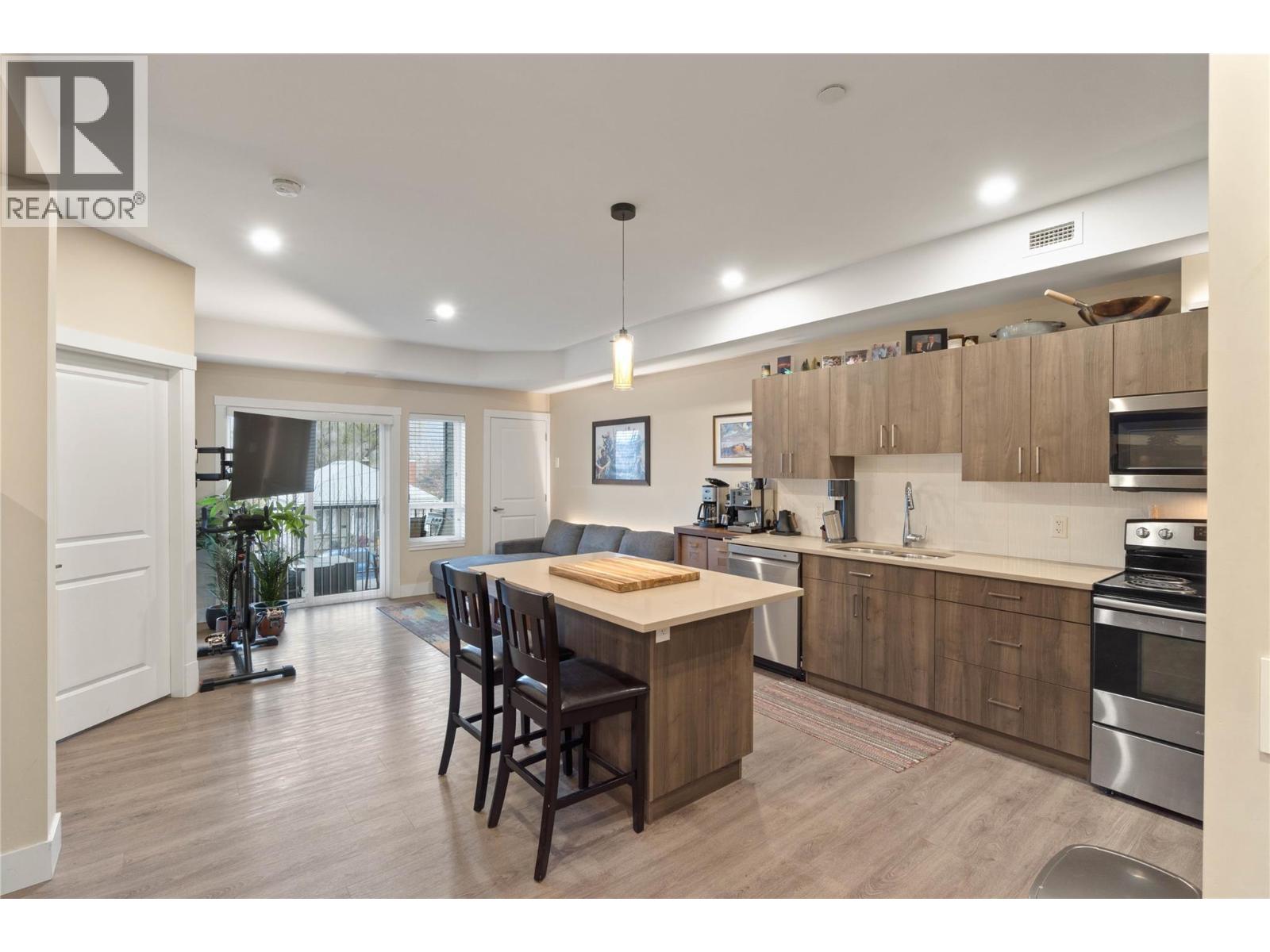 777 Battle Street Unit# 204, Kamloops, British Columbia  V2C 2M6 - Photo 3 - 10369093