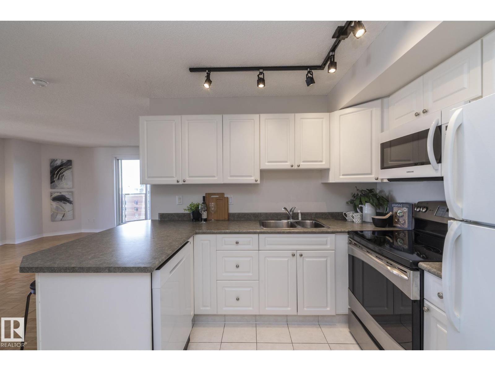 #801 10909 103 Av Nw, Edmonton, Alberta  T5K 2W7 - Photo 5 - E4457646