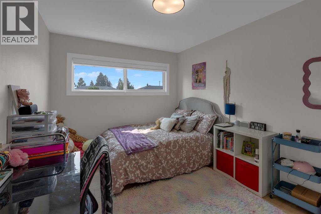 24 Canyon Drive Nw, Calgary, Alberta  T2L 0R3 - Photo 13 - A2253401