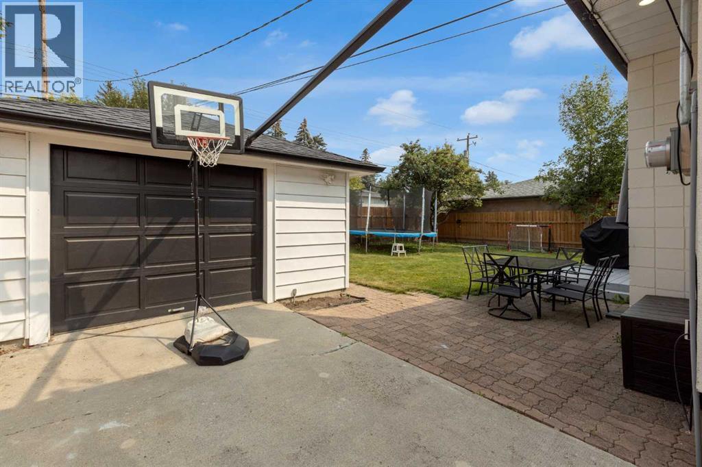 24 Canyon Drive Nw, Calgary, Alberta  T2L 0R3 - Photo 28 - A2253401