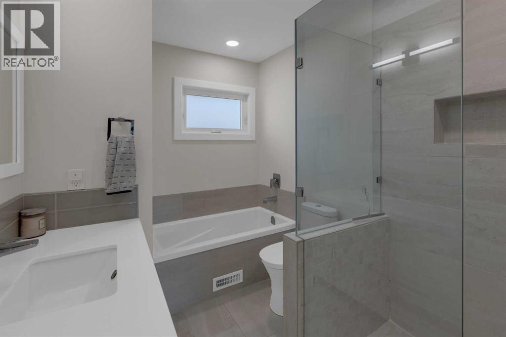 24 Canyon Drive Nw, Calgary, Alberta  T2L 0R3 - Photo 17 - A2253401