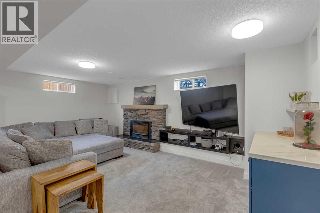 24 Canyon Drive Nw, Calgary, Alberta  T2L 0R3 - Photo 18 - A2253401