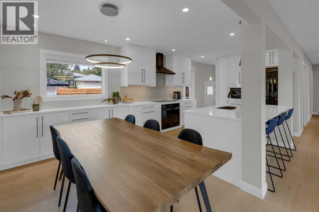 24 Canyon Drive Nw, Calgary, Alberta  T2L 0R3 - Photo 8 - A2253401