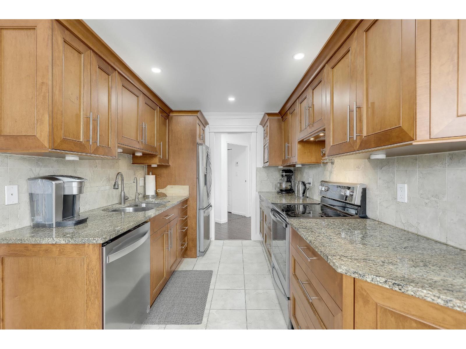 201 5450 208 Street, Langley, British Columbia  V3A 2J9 - Photo 13 - R3066606