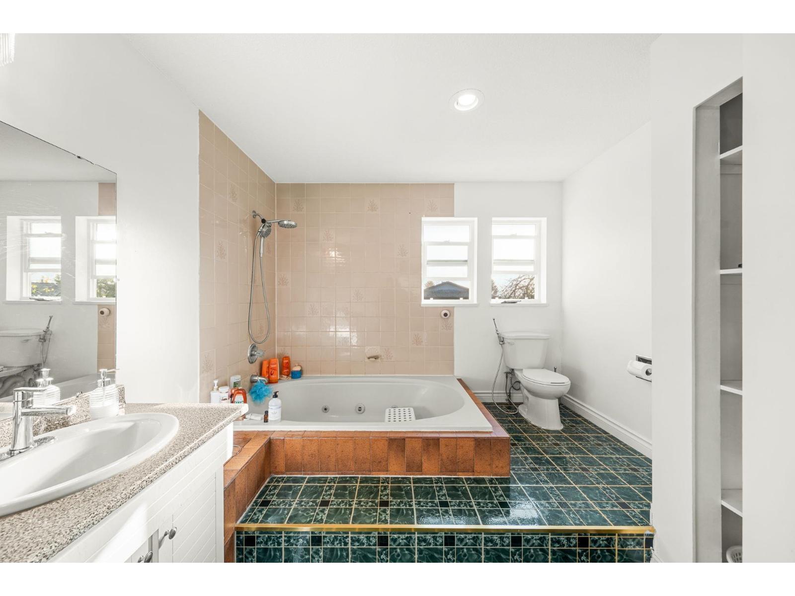 15104 85a Avenue, Surrey, British Columbia  V3S 6A5 - Photo 15 - R3067219