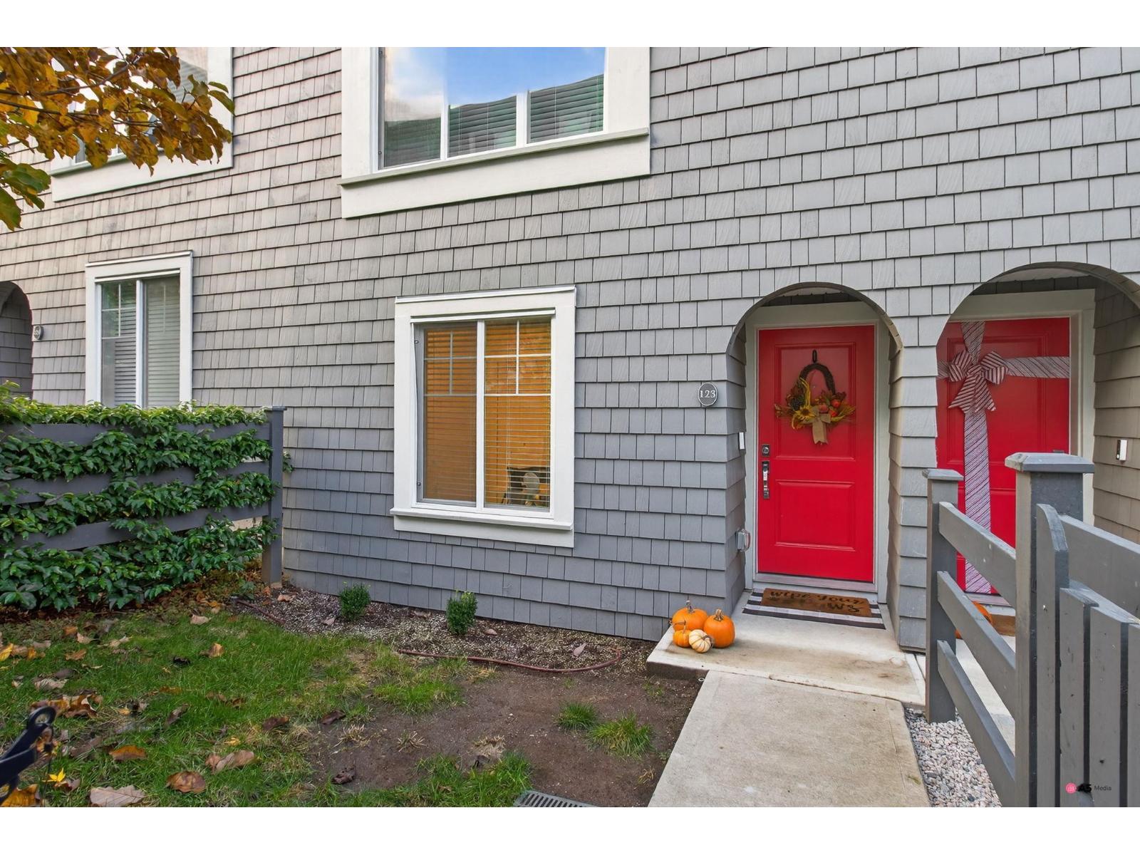 123 8168 136a Street, Surrey, British Columbia  V3W 2Z6 - Photo 2 - R3066544