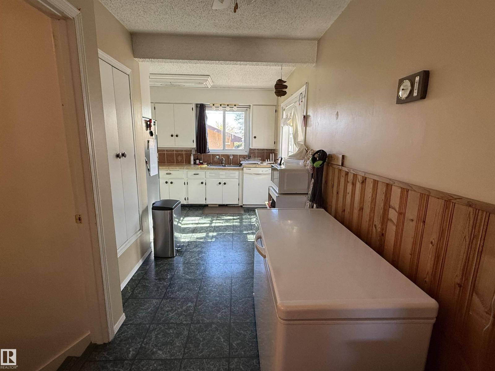 5017 46 St, Drayton Valley, Alberta  T7A 1S2 - Photo 13 - E4465643