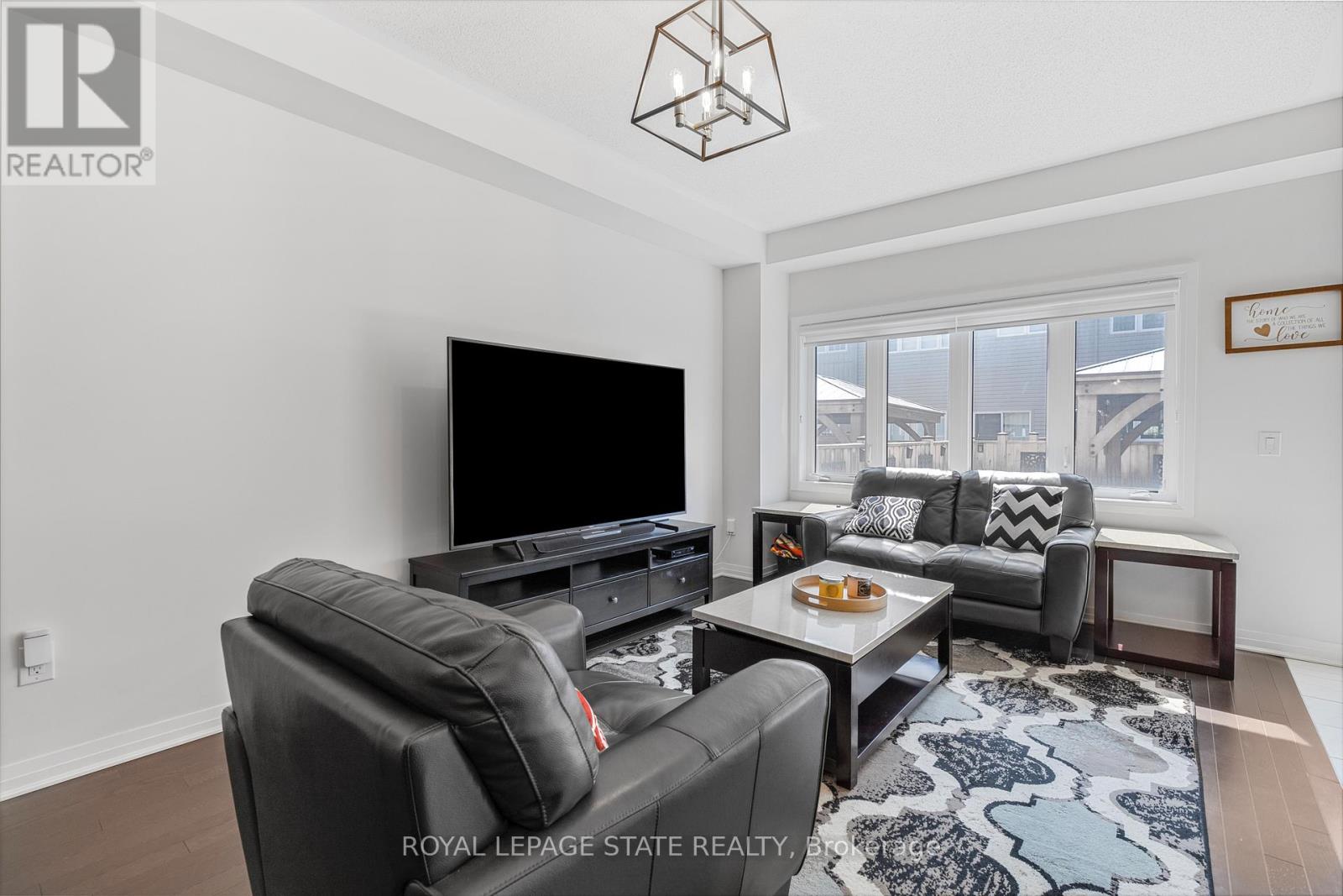 4102 Fracchioni Drive, Lincoln, Ontario  L0R 1B4 - Photo 11 - X12542510