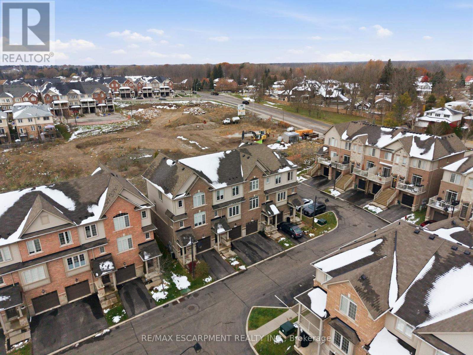 17 - 257 Parkside Drive, Hamilton, Ontario  L7R 2G4 - Photo 22 - X12542512