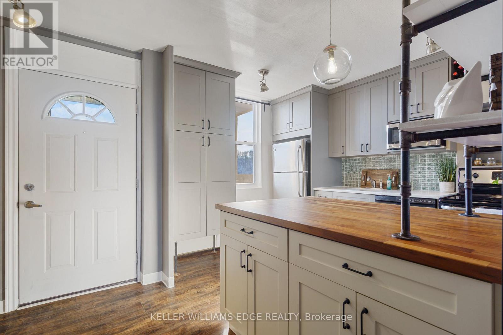 731 - 350 Quigley Road, Hamilton, Ontario  L8K 5N2 - Photo 7 - X12542534