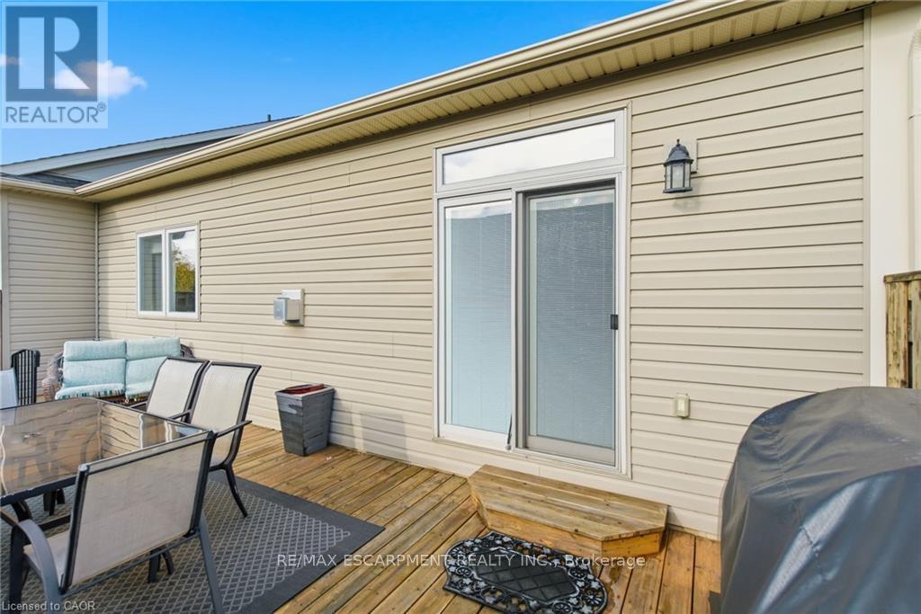 4 Hillgartner Lane, Hamilton, Ontario  L0R 1C0 - Photo 27 - X12542536