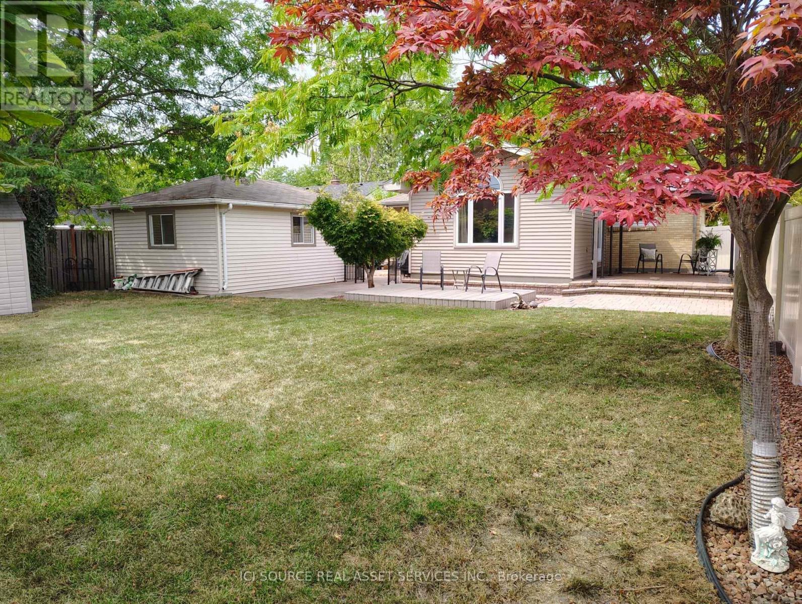 8581 Jerome Street, Windsor, Ontario  N8S 1W8 - Photo 36 - X12542548