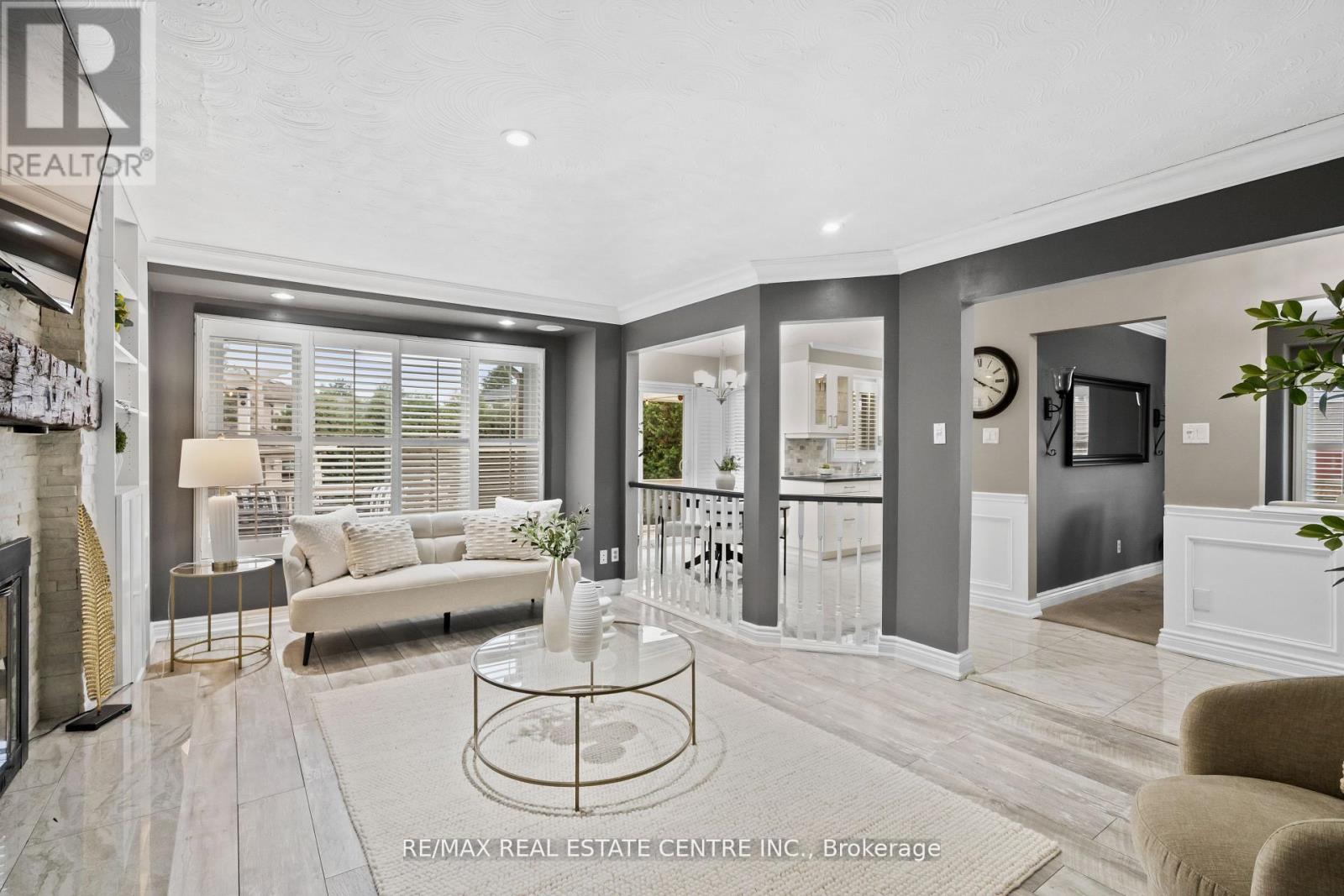 20 Driftwood Place, Hamilton, Ontario  L8J 2N7 - Photo 11 - X12542612