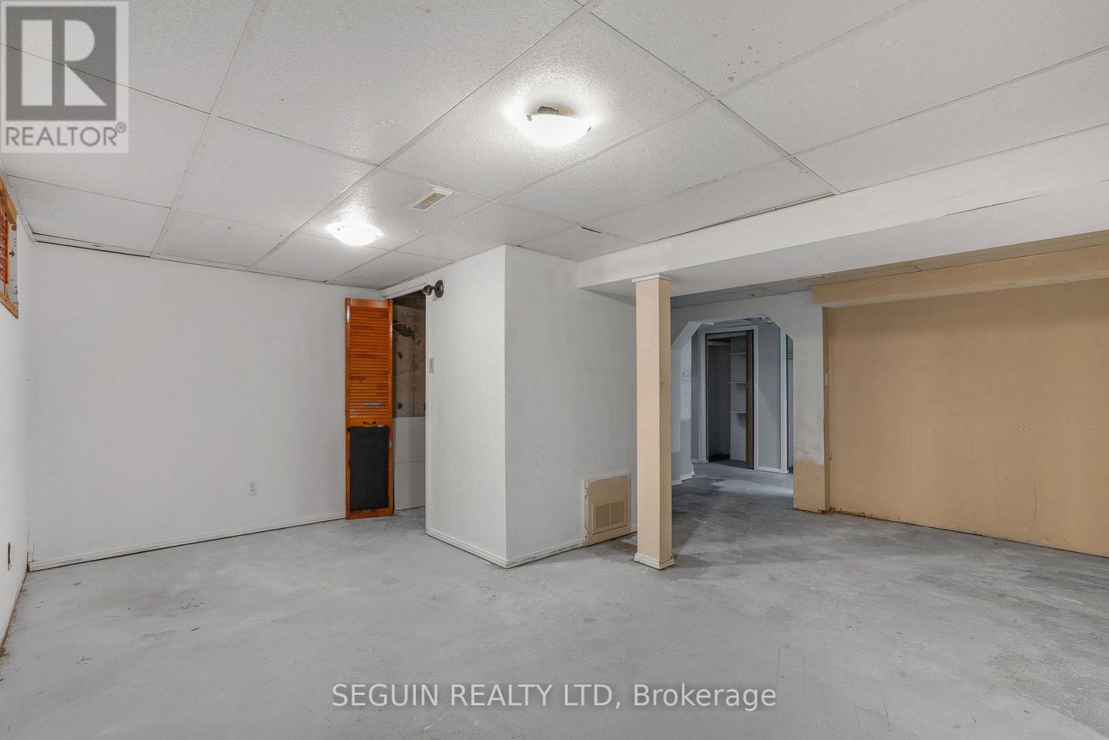 6138 Brookside Lane, Ottawa, Ontario K1C 2K7 - Photo 26 - X12542706