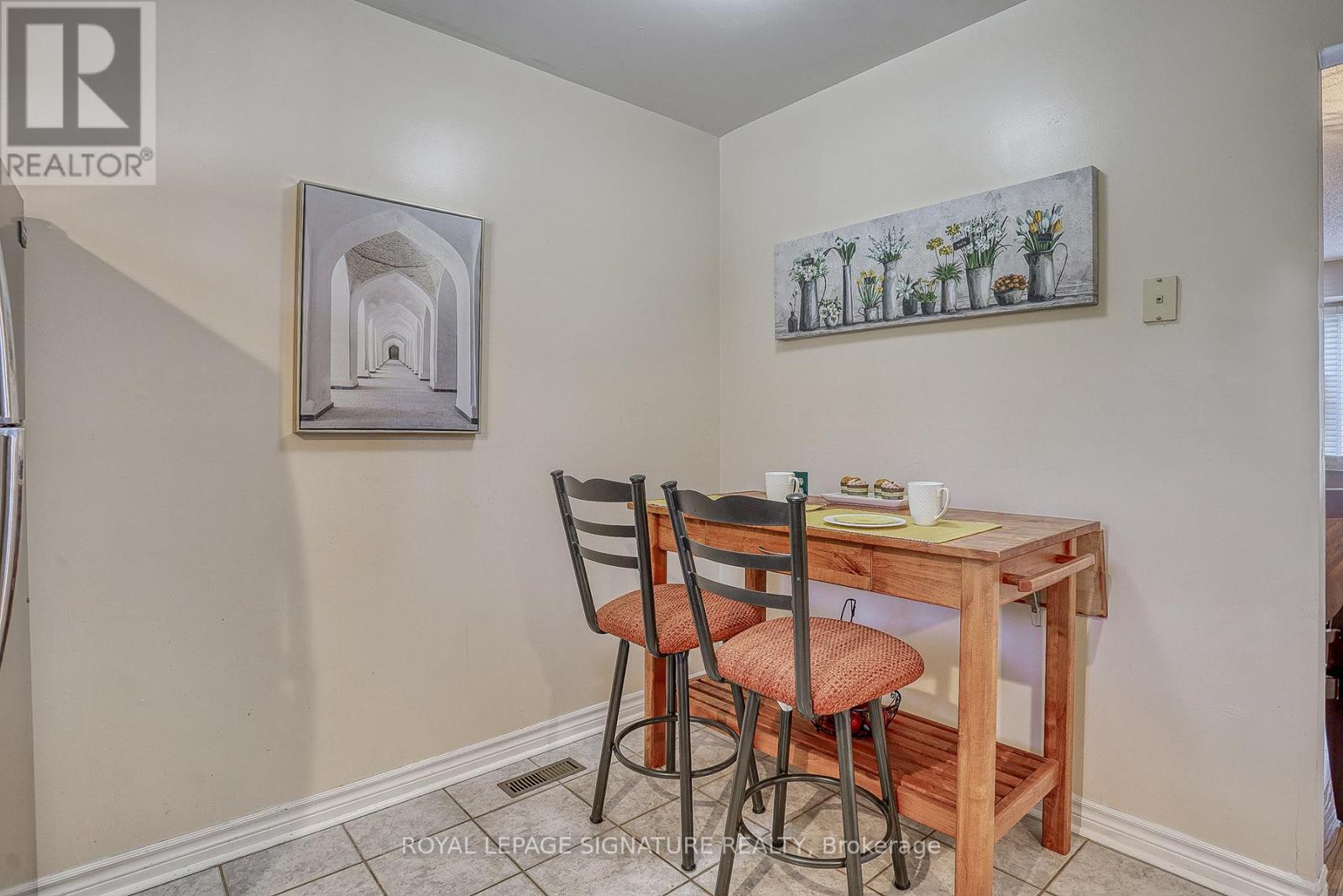 5 Golden Appleway, Toronto, Ontario  M3A 3P2 - Photo 11 - C12435983