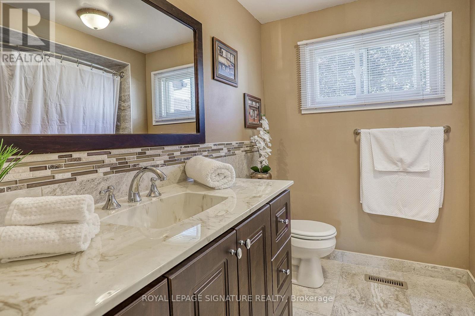 5 Golden Appleway, Toronto, Ontario  M3A 3P2 - Photo 23 - C12435983