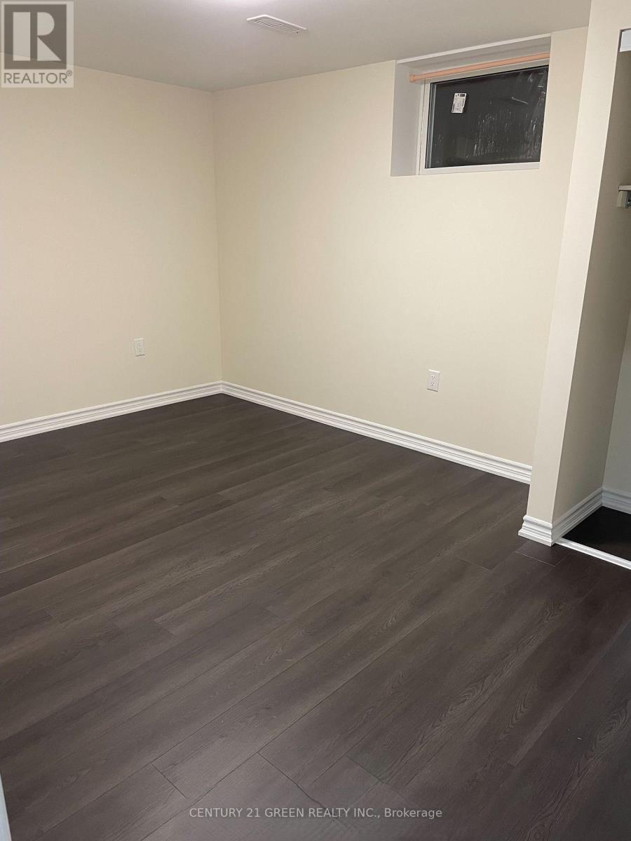 141 Columbia Road E, Barrie, Ontario  L4N 8E3 - Photo 3 - S12537606