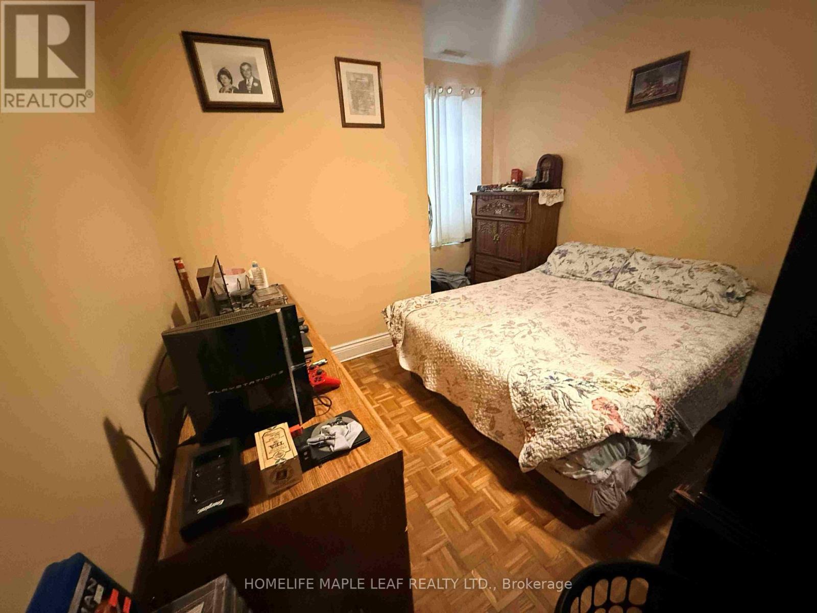 1937 Weston Road, Toronto, Ontario M9N 1W7 - Photo 14 - W12469396