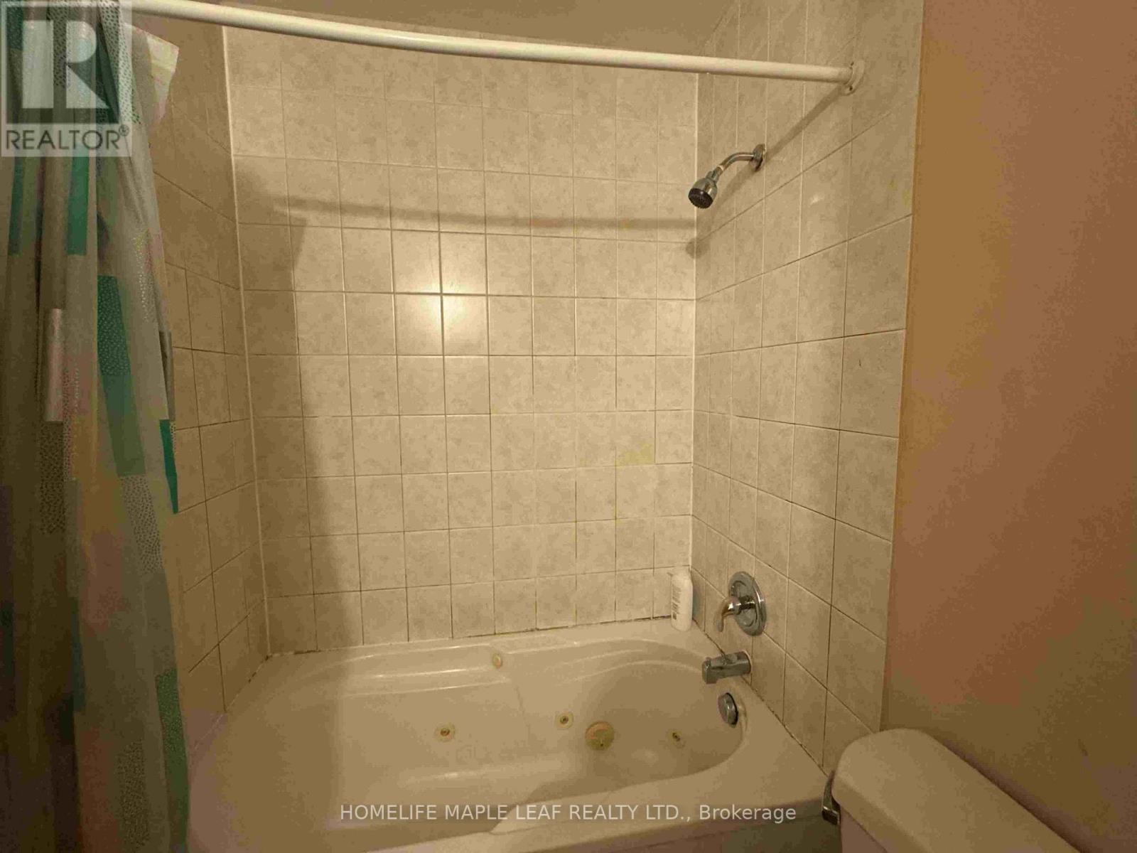 1937 Weston Road, Toronto, Ontario M9N 1W7 - Photo 19 - W12469396