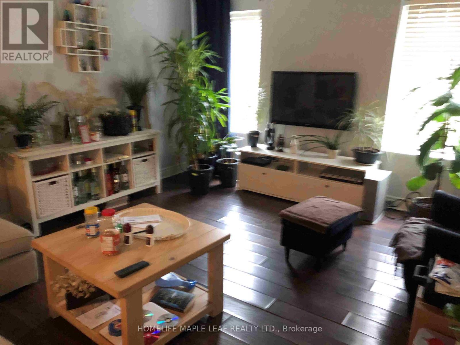 1937 Weston Road, Toronto, Ontario M9N 1W7 - Photo 21 - W12469396