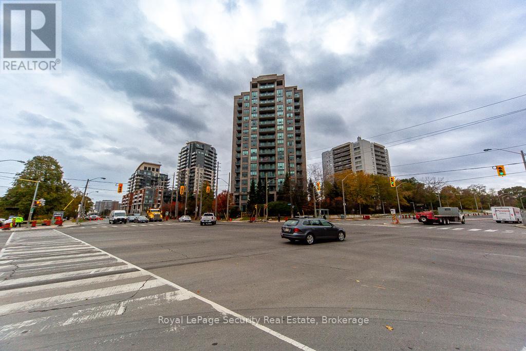 1402 - 38 Fontenay Court, Toronto, Ontario  M9A 5H5 - Photo 3 - W12542278