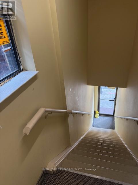 1937 Weston Road, Toronto, Ontario M9N 1W7 - Photo 30 - W12469396