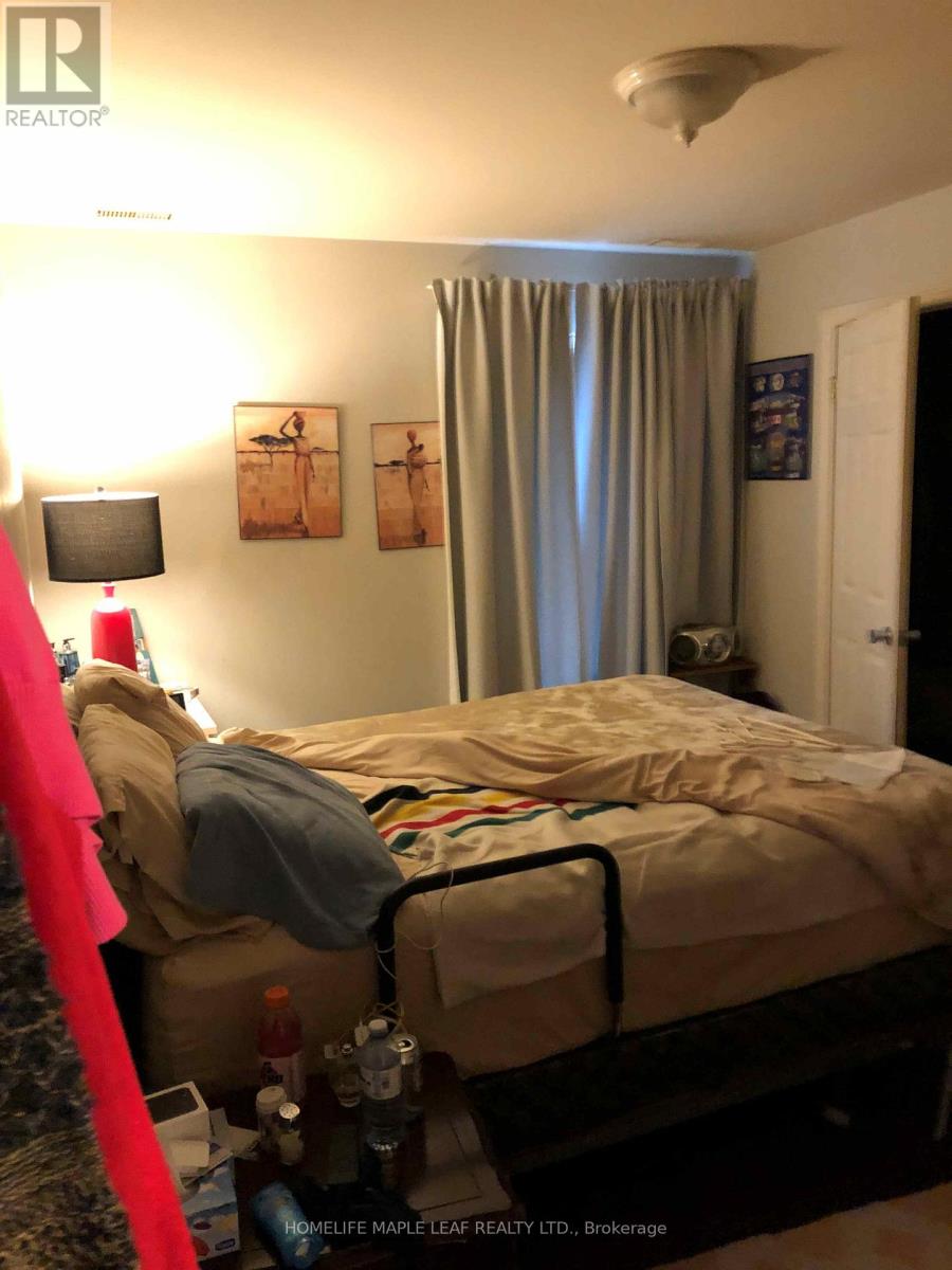 1937 Weston Road, Toronto, Ontario M9N 1W7 - Photo 22 - W12469396