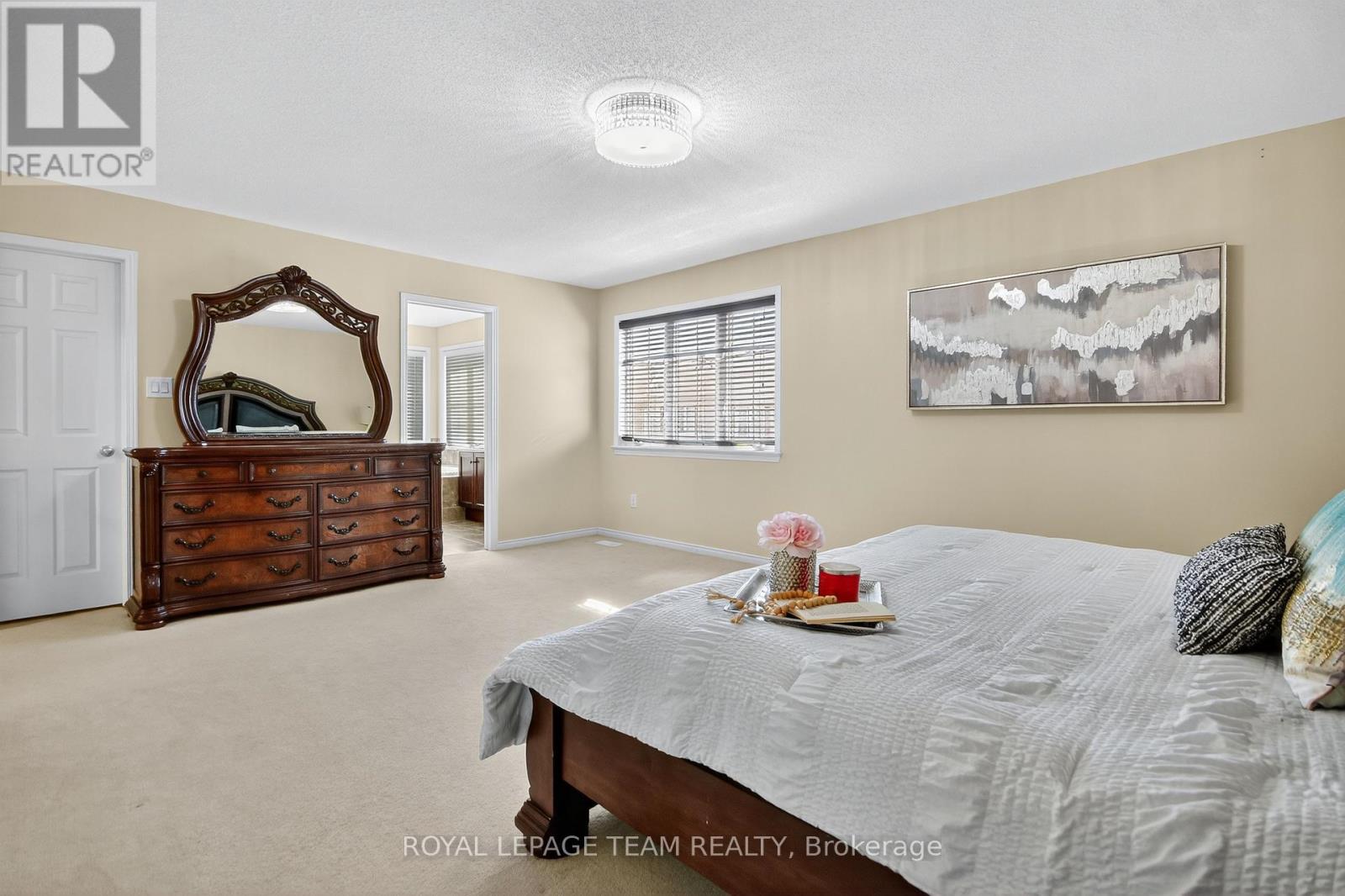 347 Tucana Way, Ottawa, Ontario  K2J 0Z8 - Photo 24 - X12445506