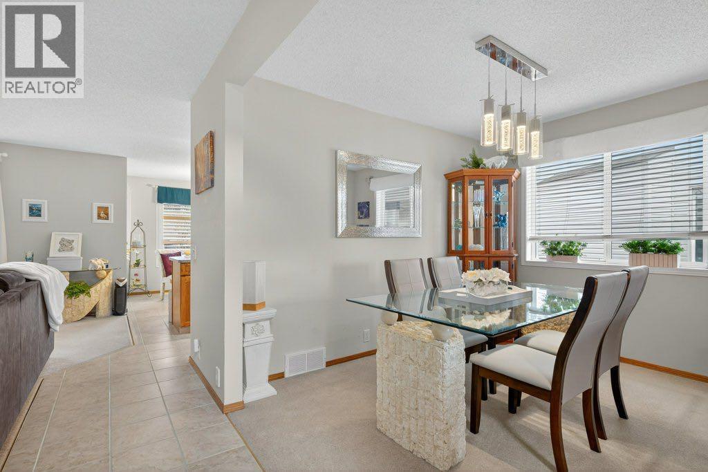 96 Shawbrooke Manor Sw, Calgary, Alberta  T2Y 3L8 - Photo 7 - A2269025