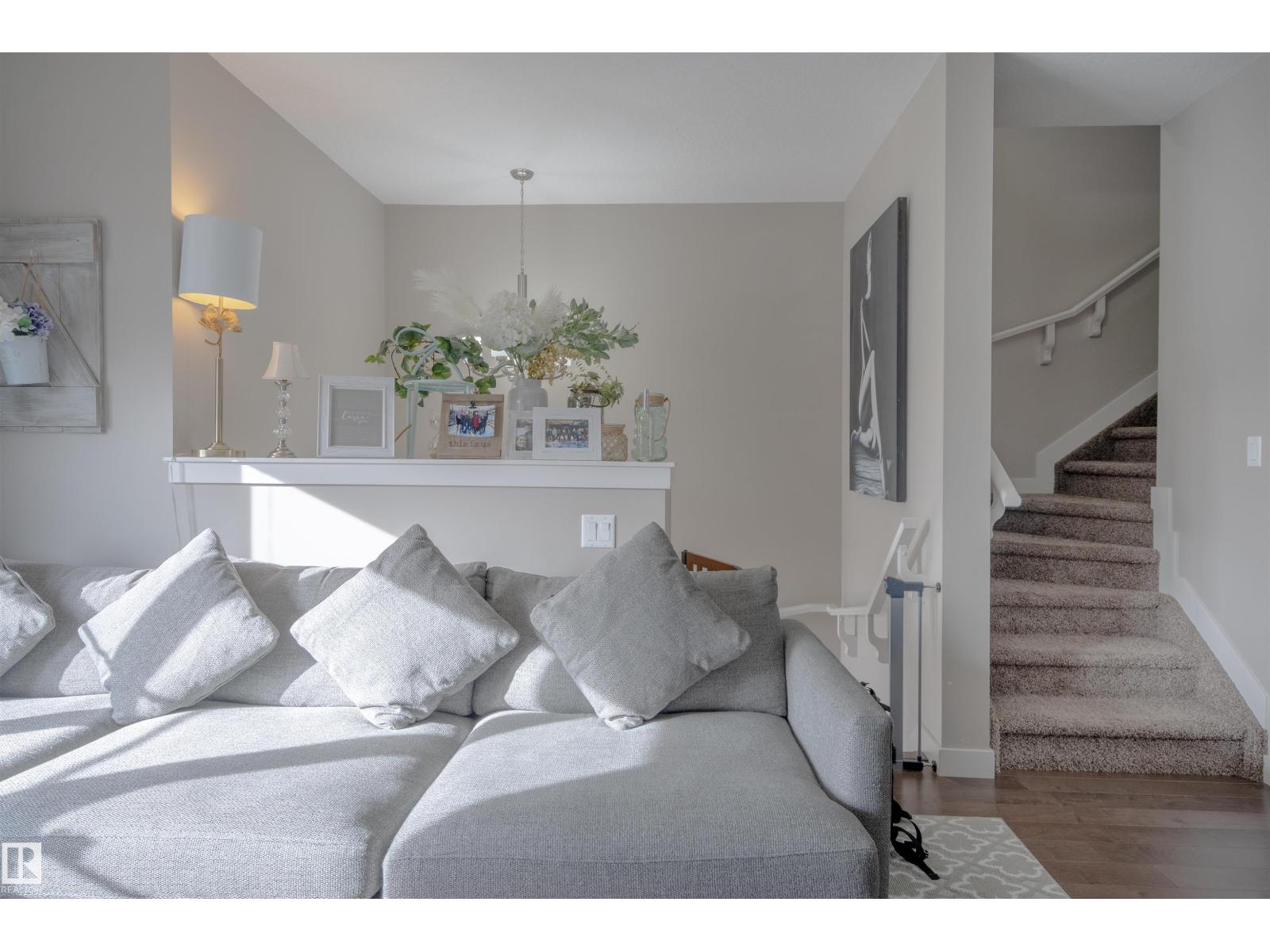 #2 1480 Watt Dr Sw, Edmonton, Alberta  T6X 1T1 - Photo 2 - E4452707