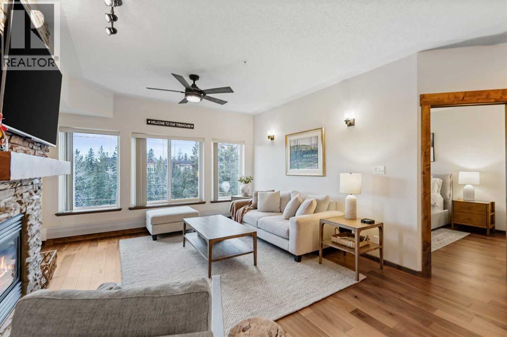 527, 10 Discovery Ridge Close Sw, Calgary, Alberta  T3H 5X3 - Photo 4 - A2269971