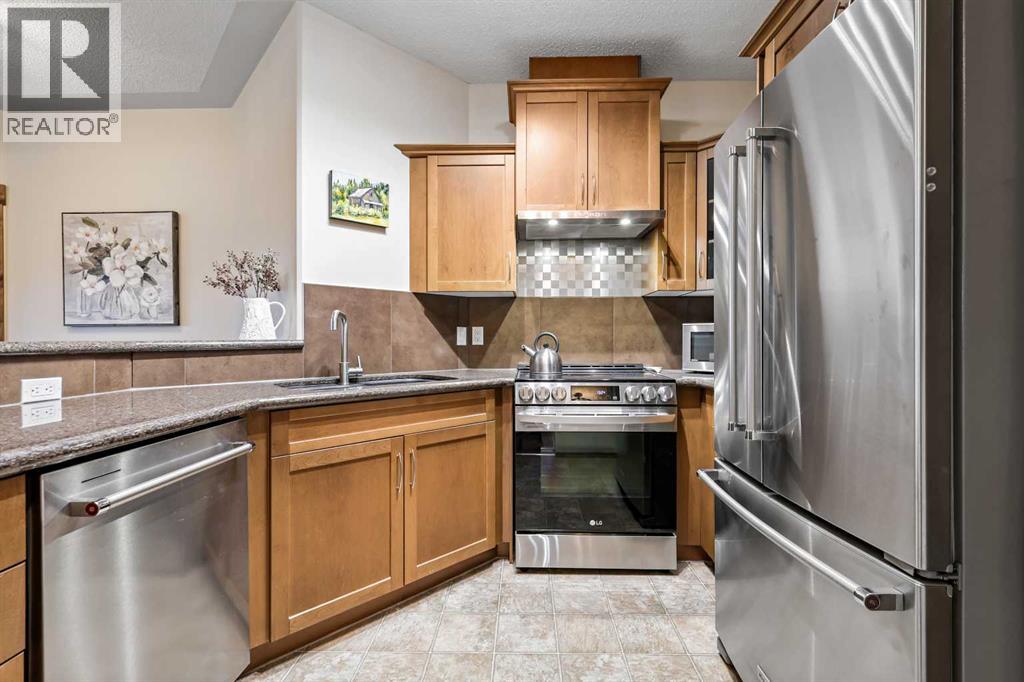 527, 10 Discovery Ridge Close Sw, Calgary, Alberta  T3H 5X3 - Photo 9 - A2269971