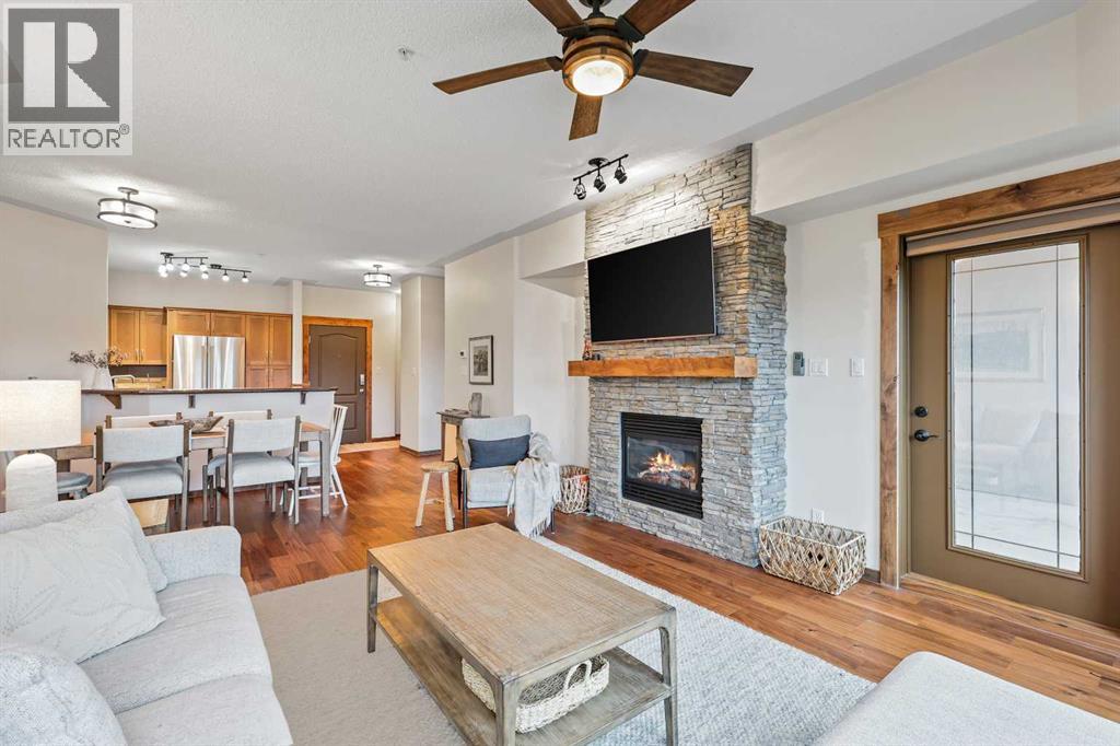 527, 10 Discovery Ridge Close Sw, Calgary, Alberta  T3H 5X3 - Photo 10 - A2269971