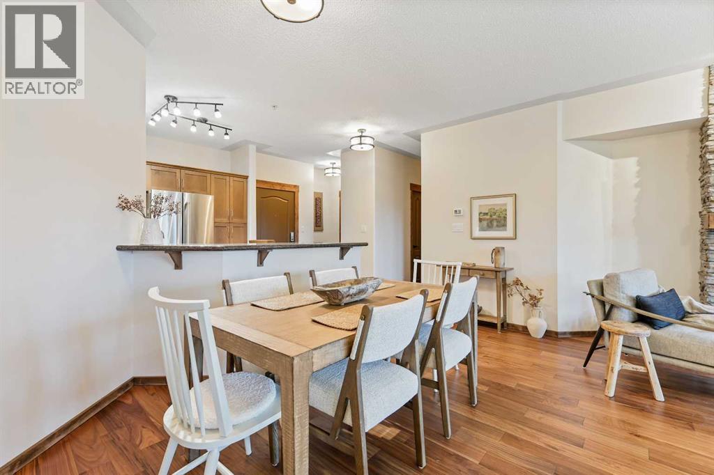 527, 10 Discovery Ridge Close Sw, Calgary, Alberta  T3H 5X3 - Photo 11 - A2269971