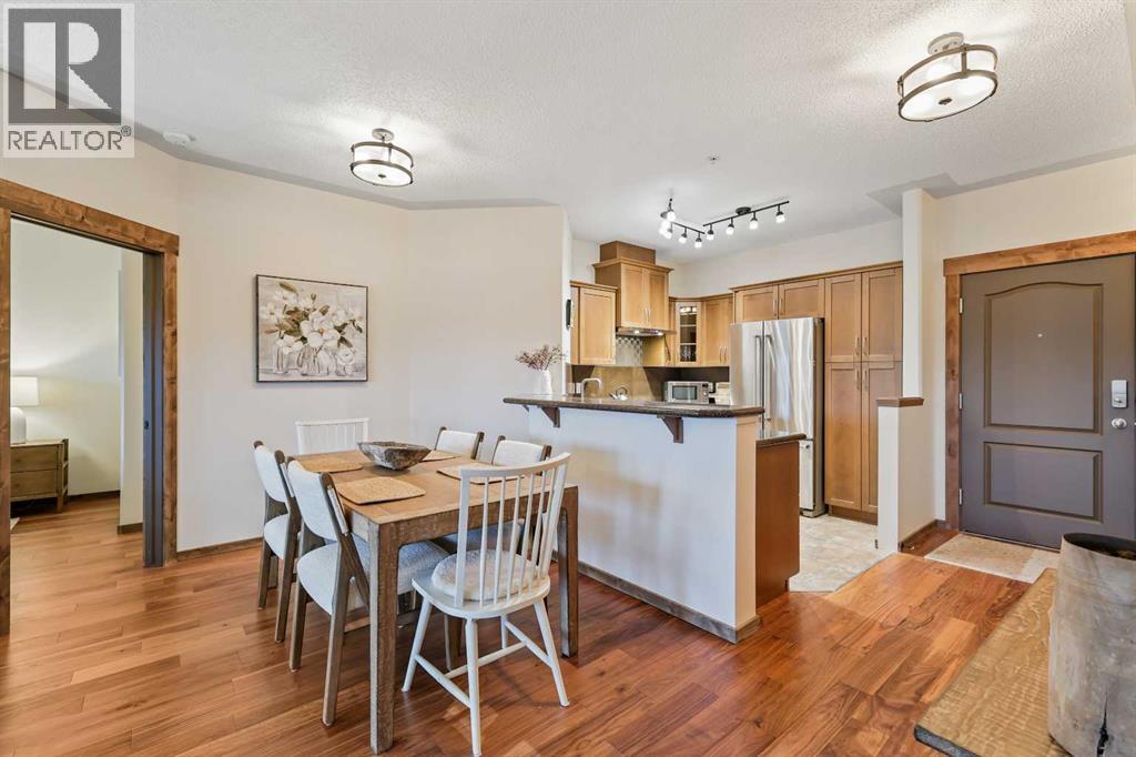 527, 10 Discovery Ridge Close Sw, Calgary, Alberta  T3H 5X3 - Photo 12 - A2269971